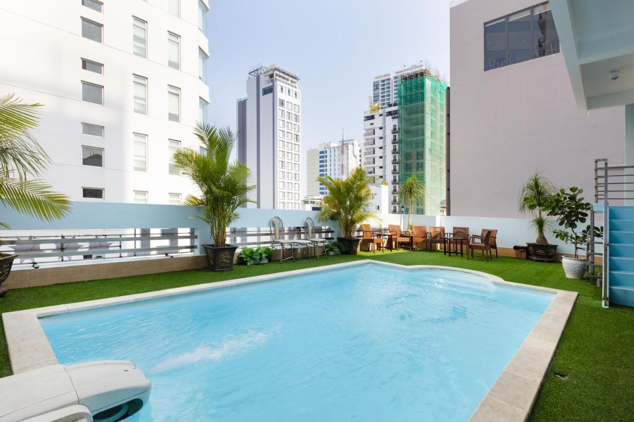 Centersea Hotel Nha Trang Exterior photo