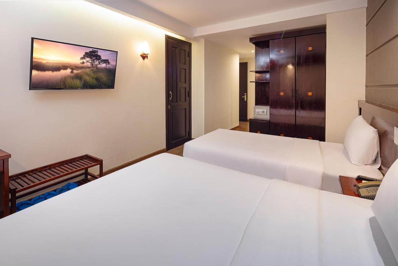Centersea Hotel Nha Trang Exterior photo